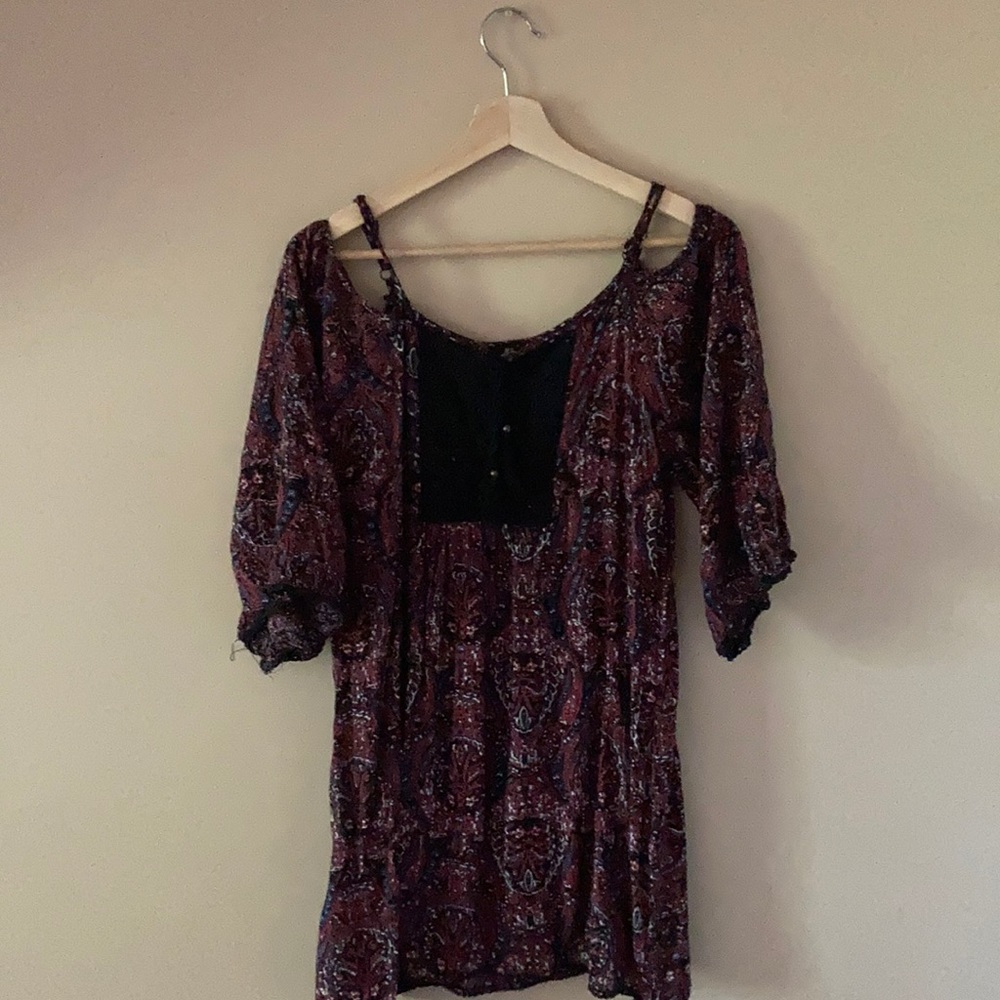 Dress - Picture 1 of 4